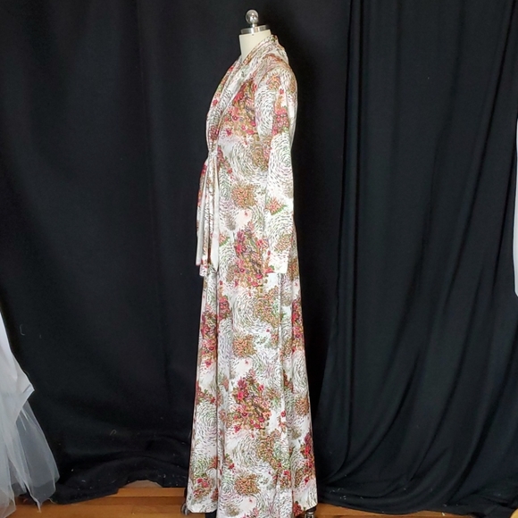 Vtg Floral Knit maxi dress, 60s/70s, vtg 14 (S/M) - Picture 7 of 12